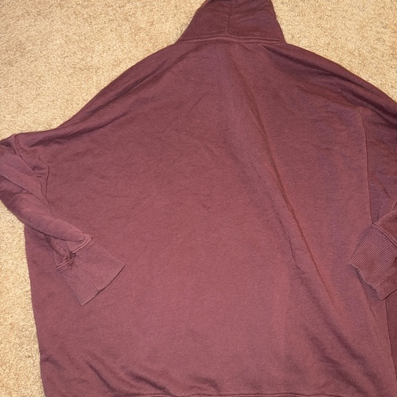 Turtleneck Crew Neck - Picture 6 of 7